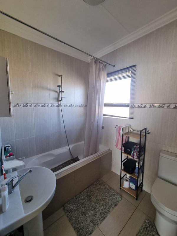 2 Bedroom Property for Sale in Van Der Hoff Park North West